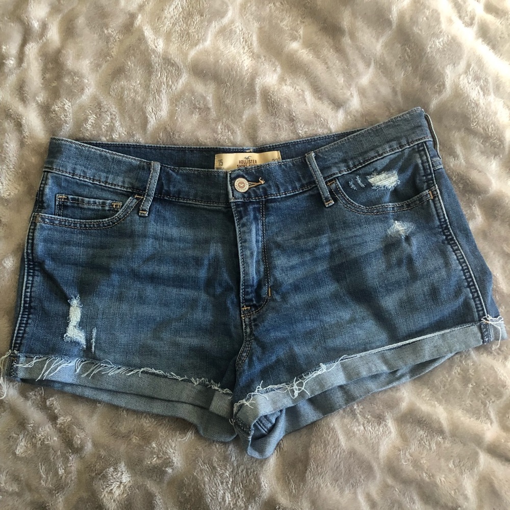 Hollister shorts 15